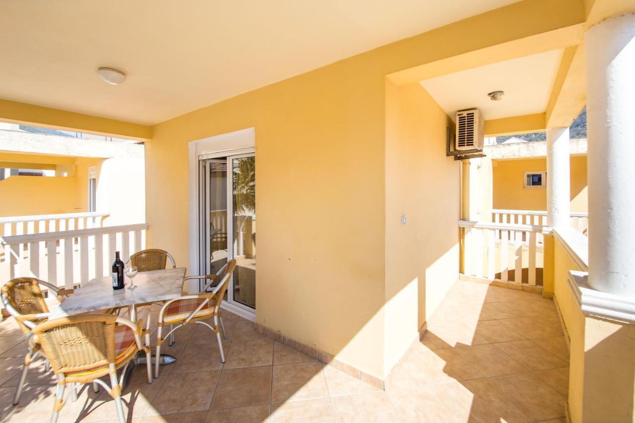 Apartments Angela Budva Extérieur photo